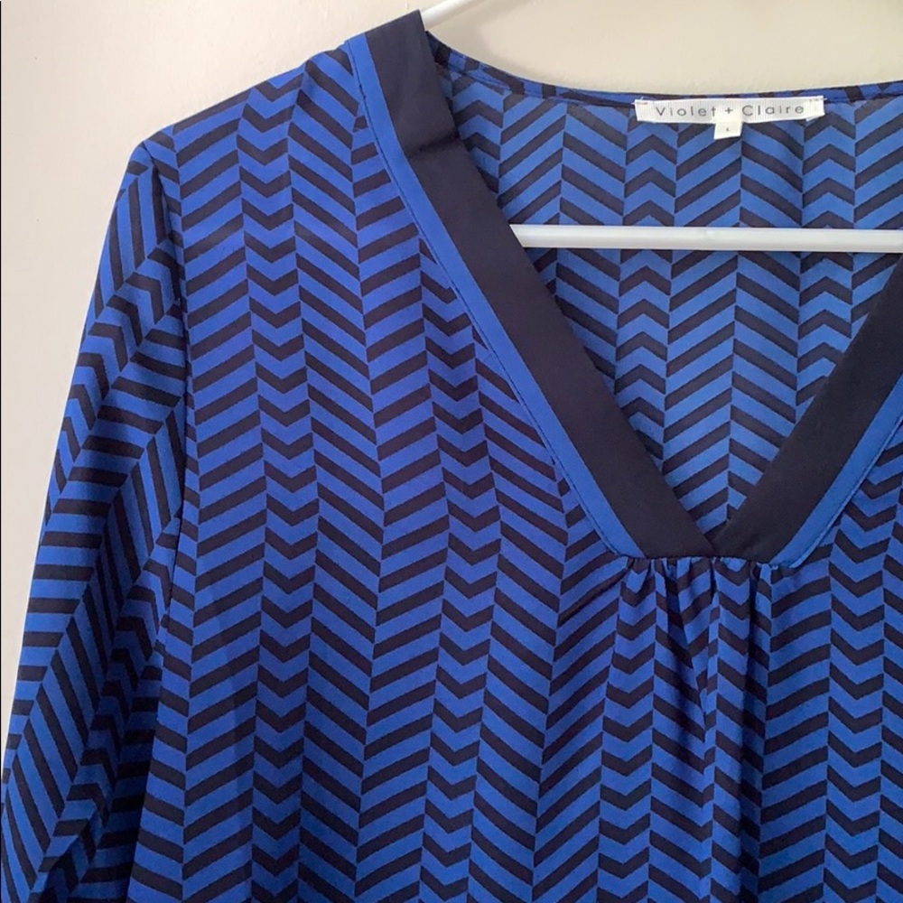 Blouse - Picture 2 of 4